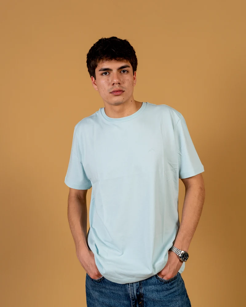 Signature Fit Azul Bebé — Raíces Nobles 2026