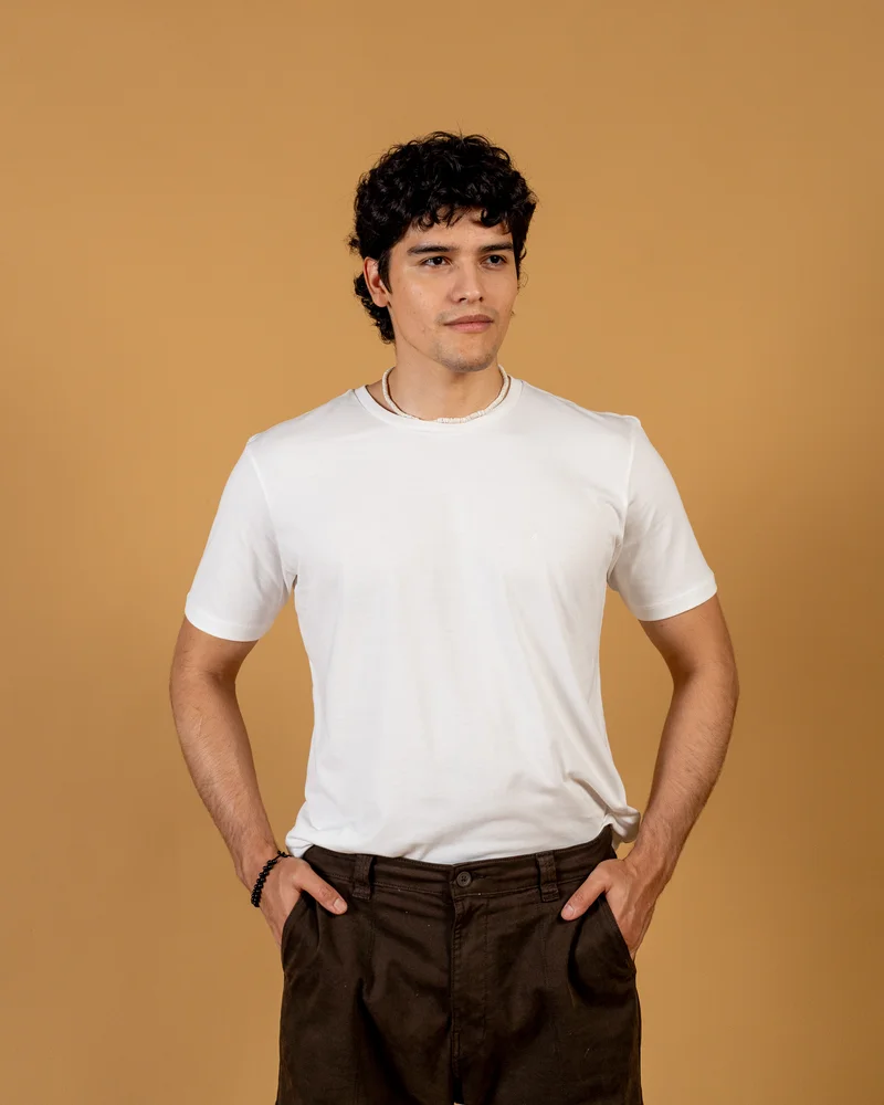 Signature Fit Eco Blanco — Raíces Nobles 2026